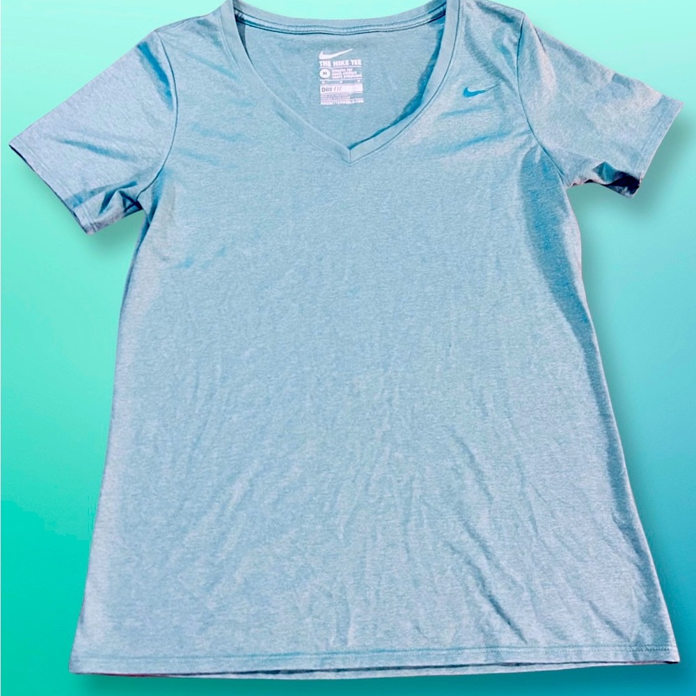 The Nike Tee Athletic Cut Dri-Fit T-Shirt Women's Size Medium Teal V-Neck